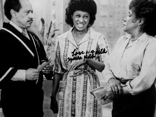 Marla Gibbs Autographed 8x10 Photo (framed & Matted) - The Jeffersons!