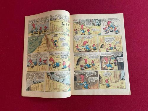 1960, WOODY WOODPECKER, "DELL" Comic Book  (Scarce / Vintage)