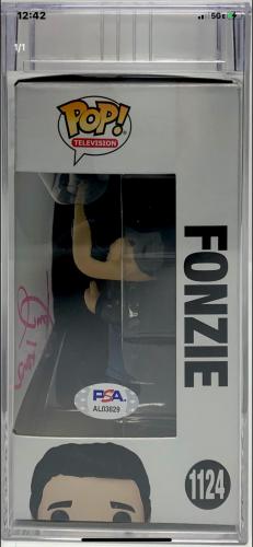 Henry Winkler Signed & Slabbed Funko Pop The Fonz Happy Days PSA AL03829