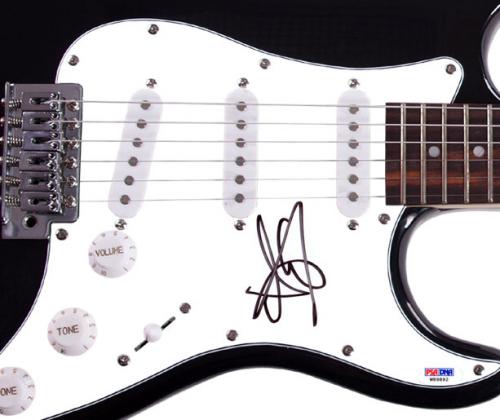 Aerosmith Steven Tyler Signed Autographed Guitar Psa/Dna Uacc Rd AFTAL