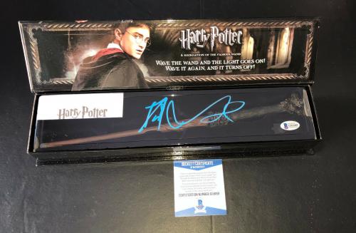 Daniel Radcliffe Signed Autograph Harry Potter Illuminating Wand Bas Beckett 2
