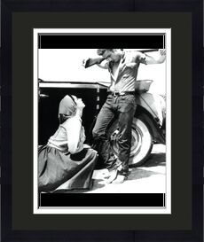Rock Hudson,James Dean,Elizabeth Taylor unsigned Vintage B&W 8x10 Photo "Giant" 