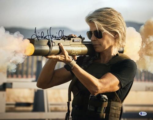 Linda Hamilton Signed 'Terminator 2: Dark Fate' 16x20 Photo *Sarah Connor BAS