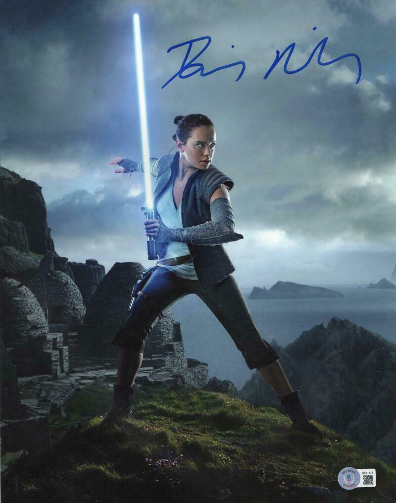Star Wars Daisy Ridley Autographed Signed 8x10 Photo REPRINT 