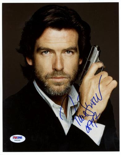 Pierce Brosnan Autographed "007" 8x10 James Bond Gun Pose Photo PSA DNA COA