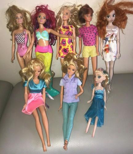 barbie lot barbie lot barbie barbie barbie