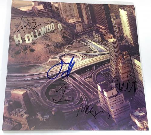 Foo Fighters signed Album sonic highways LA grohl taylor hawkins beckett loa