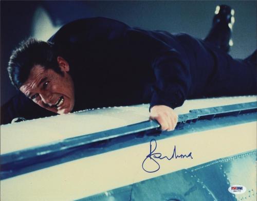 Roger Moore Signed James Bond 007 Photo 11x14 - Autographed PSA DNA 16