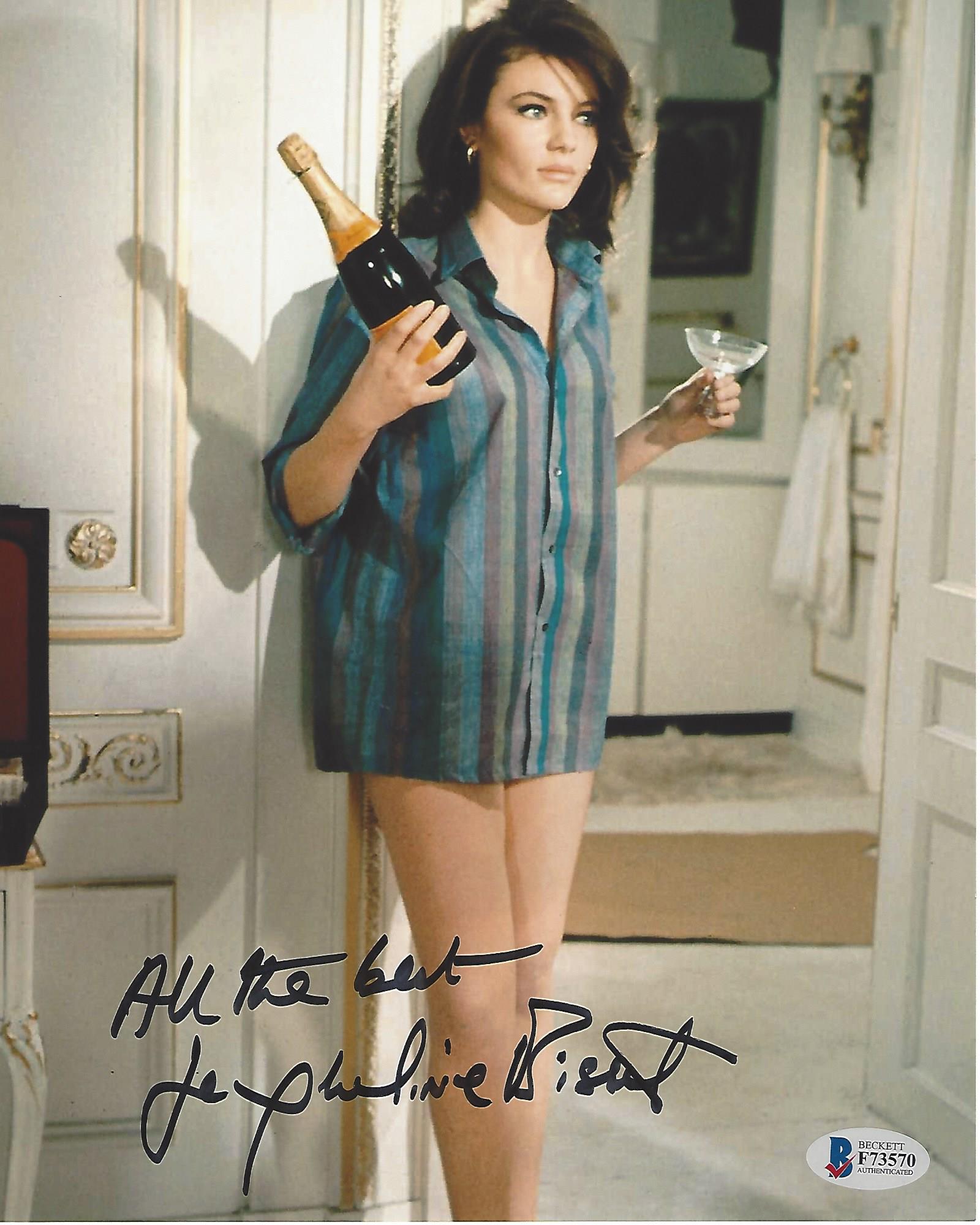 Jacqueline Bisset Movies Include Bullitt Airport And The Deep Beckett Signed 8x10 Color Photo