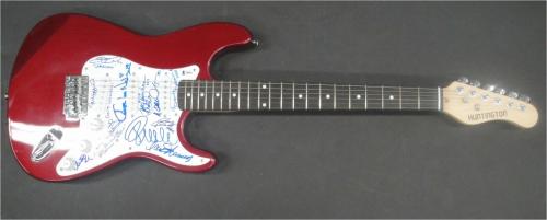 Baywatch Cast Signed Autographed Guitar Hasselhoff Electra Anderson Beckett BAS