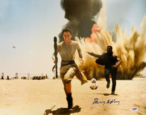 Daisy Ridley Signed Star Wars Explosion Sand Run 16x20 Photo - Rey PSA DNA COA