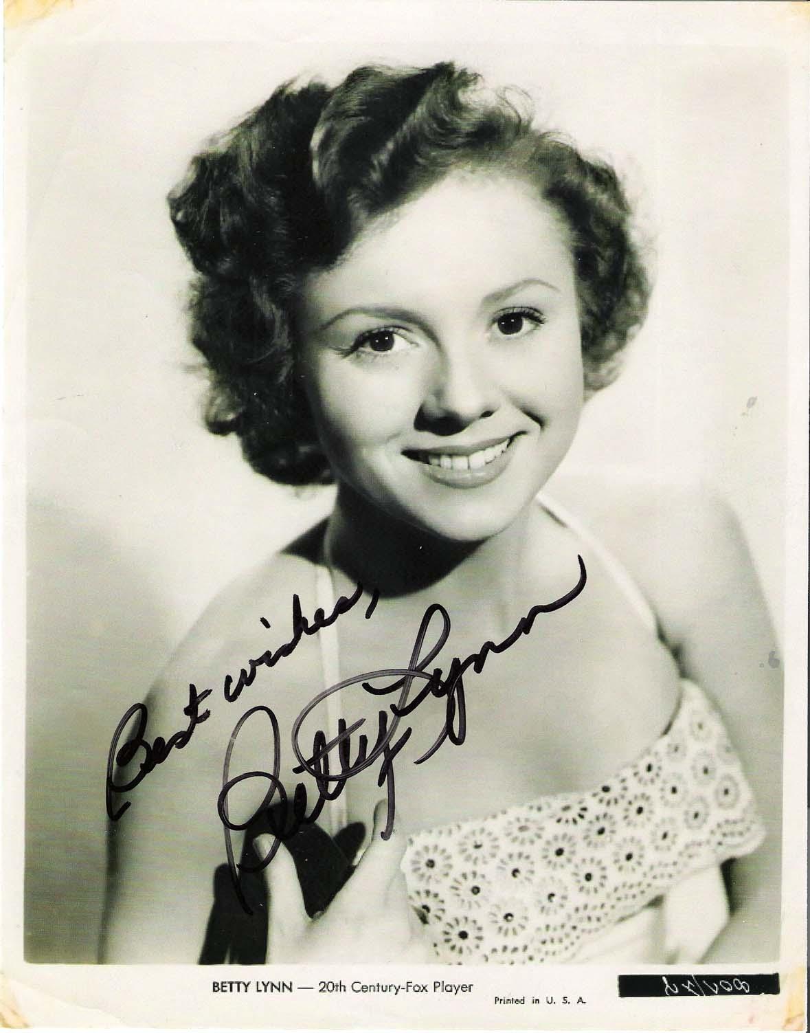 Betty Lynn Best Known As Thelma Lou On The Andy Griffith Show Some Stains Signed 8x10 Bw 9796