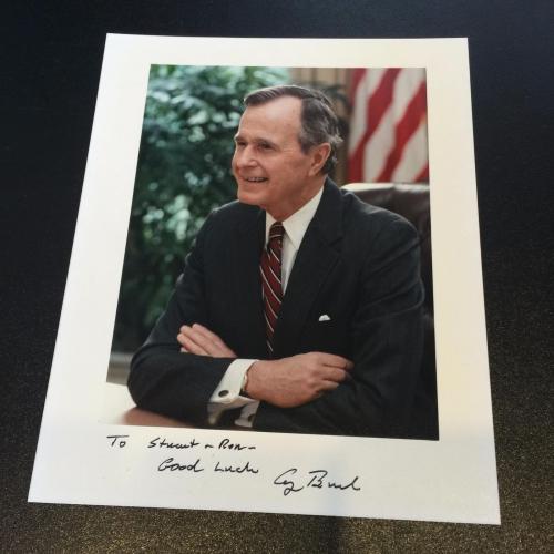 George W Bush Autograph Oval Office 8 x 10 Photo 