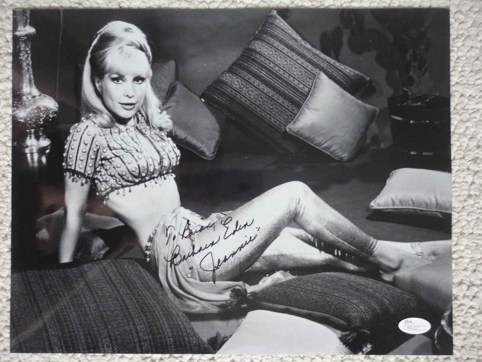 BARBARA EDEN HAND SIGNED 11x14 OVERSIZED PHOTO DREAM OF JEANNIE TO STEVE JS...