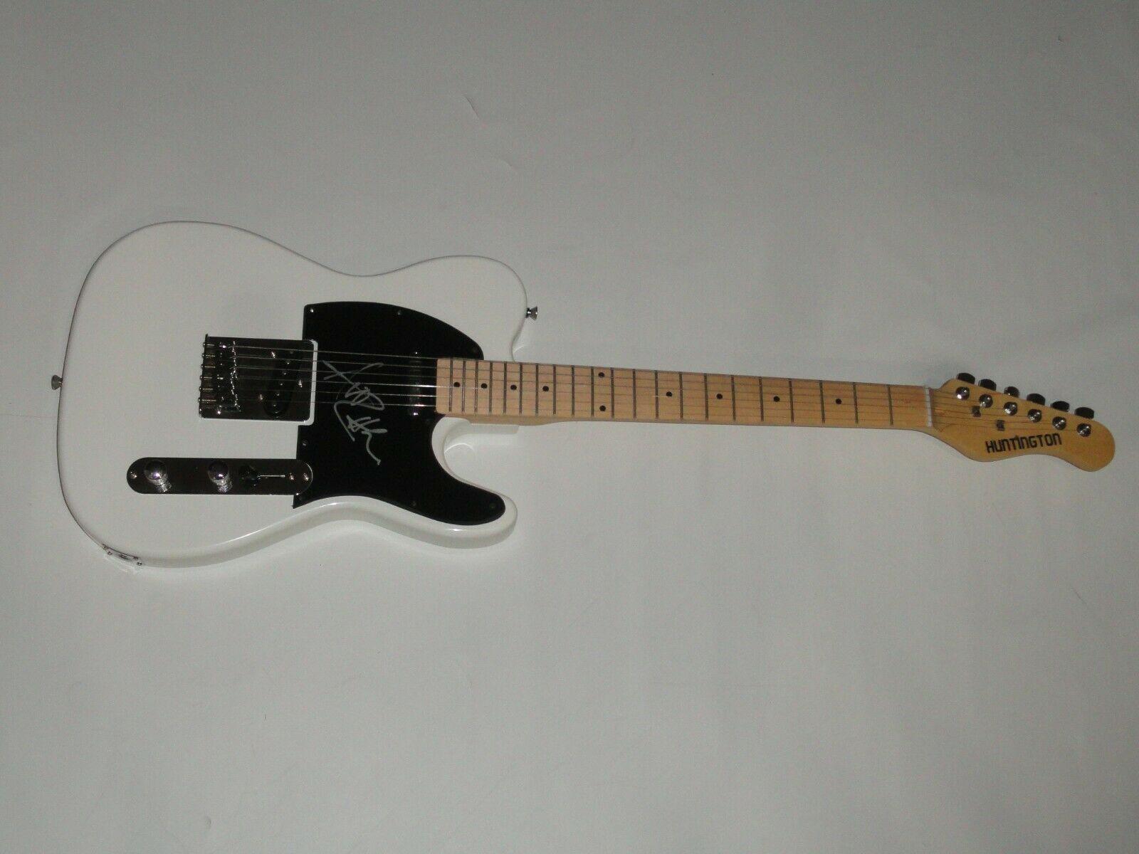 Punk Electric Guitar - Avril Lavigne Signed White Electric Guitar Punk Princess Proof Jsa Coa