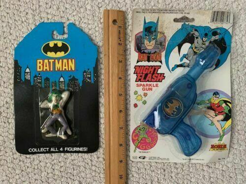 Batman Lot Of 2 Vintage Items Joker Figurine 1989+night Flash From 1988   Batman