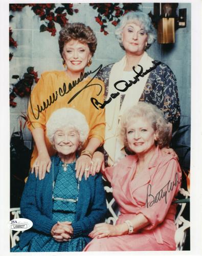 BETTY WHITE HAND SIGNED 8x10 COLOR PHOTO       GOLDEN GIRLS WITH BEA+RUE     JSA