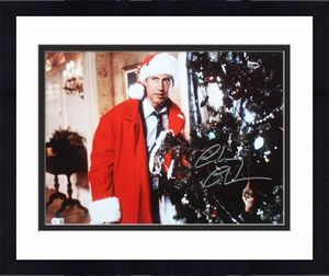 Chevy Chase Christmas Vacation Signed 16x20 Horizontal Tree Photo w/ Silver BAS
