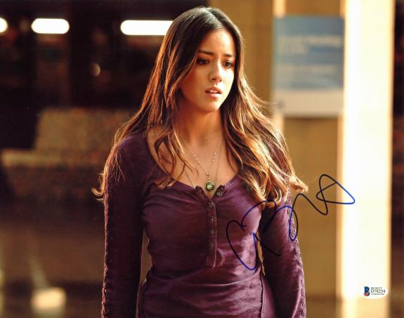 Chloe Bennet Agents of SHIELD Signed 11x14 Photo BAS #D78254