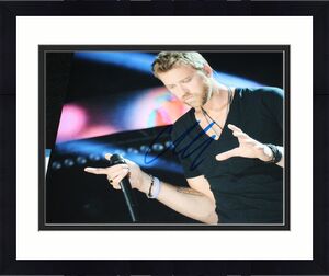 Charles Kelley signed 8 x 10, Lady Antebellum, Need You Now, Beckett BAS B05841