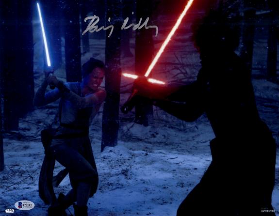 Daisy Ridley Autographed 11" x 14" Star Wars The Force Awakens Fighting Kylo Ren Photograph - Beckett