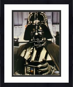 Dave Prowse Signed Star Wars Darth Vader 11x14 Photo Beckett BAS 15
