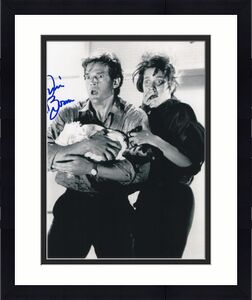 Dwier Brown Signed The Guardian Movie 8x10 Photo w/COA Phil #1
