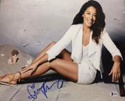 Gina Rodriguez Signed 11x14 Photo *Model *Interstate *Deepwater Horizon Beckett