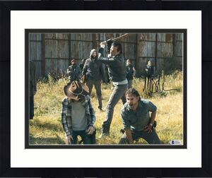 Jeffrey Dean Morgan Signed 11x14 Walking Dead Photo Swing Beckett BAS COA