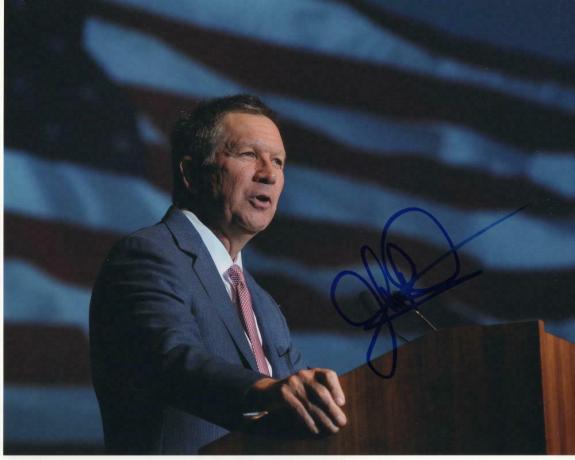 John Kasich Signed Autograph 8x10 Photo - Ohio Governor, 2020, Donald Trump