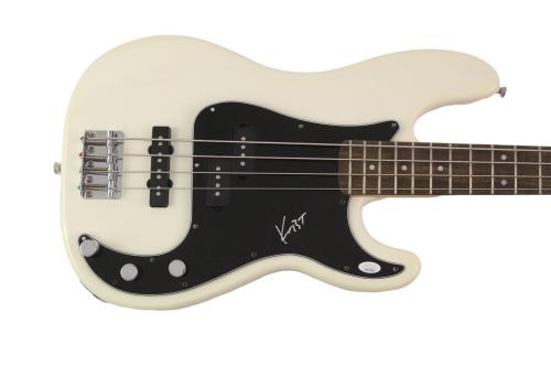 Krist Novoselic Signed Autograph Fender Electric Bass Guitar . Nirvana Jsa Coa