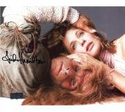 Linda Hamilton Signed Beauty & The Beast Unframed 8×10 Photo – Horizontal