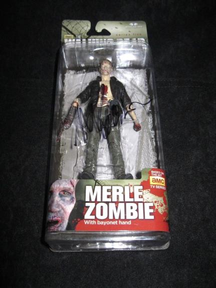 Michael Rooker Signed 'the Walking Dead' Mcfarlane Figure "zombie Merle" Jsa Coa