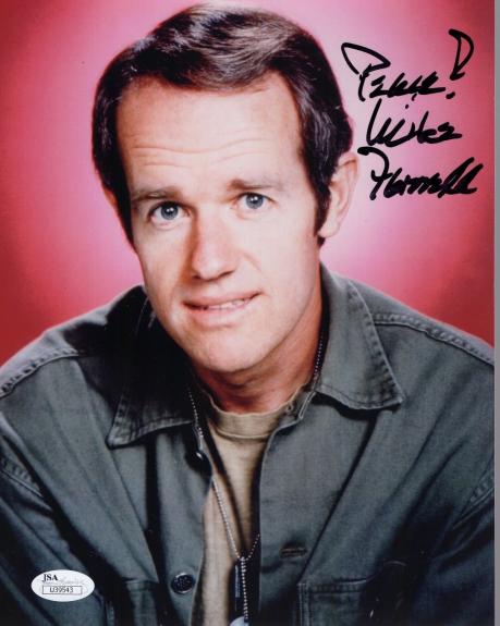 MIKE FARRELL HAND SIGNED 8x10 COLOR PHOTO       BJ HONEYCUTT FROM MASH      JSA