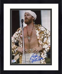 Autographed Mike Love Photo - The Beach Boys 8X10 PSA DNA #P43973