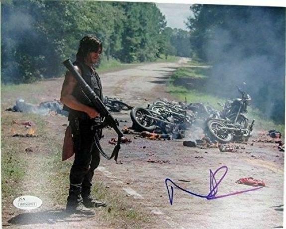 Norman Reedus Daryl Dixon The Walking Dead Auto/Signed 8x10 Photo JSA 129329