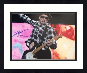 PETE TOWNSHEND SIGNED AUTOGRAPH THE WHO GUITAR SWING 11x14 PHOTO PSA/DNA Y63362