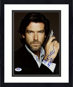 Pierce Brosnan Autographed "007" 8x10 James Bond Gun Pose Photo PSA DNA COA
