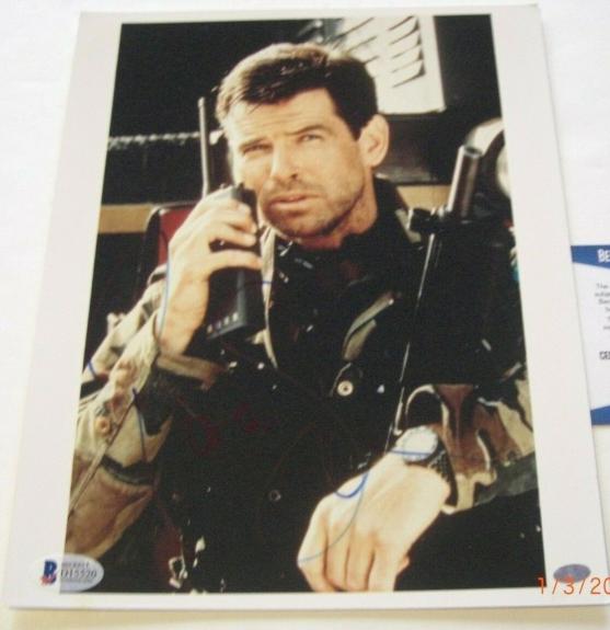 Pierce Brosnan James Bond,007 Beckett/coa Signed 8x10 Photo