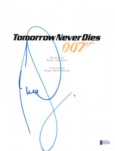 Pierce Brosnan Signed Tomorrow Never Dies Script Beckett Bas Autograph Auto