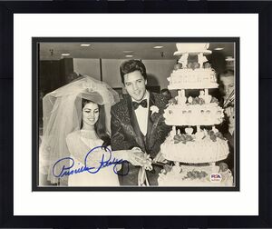 Priscilla Presley Signed Photo 8x10 Elvis Presley Wedding Cake Autograph PSA/DNA