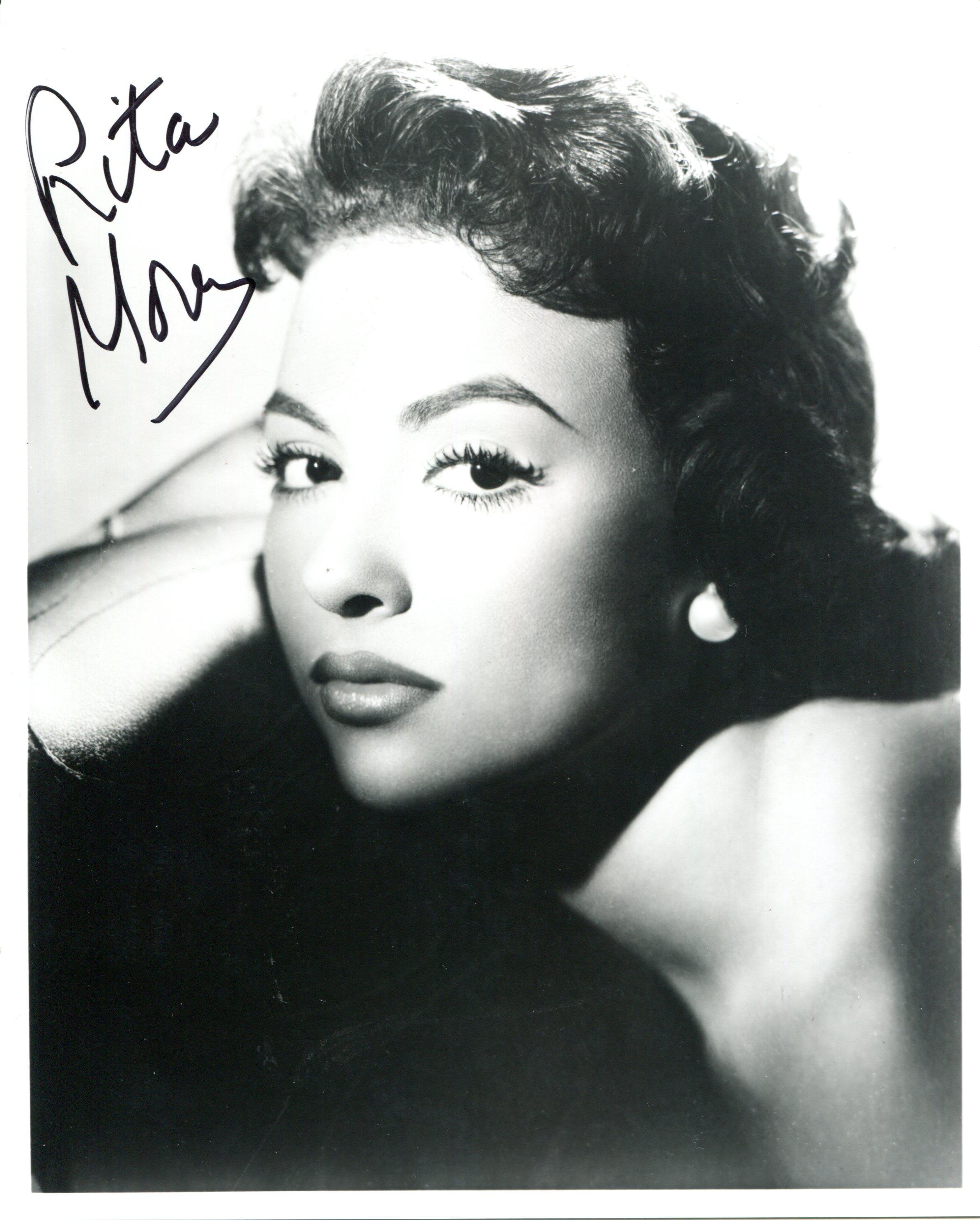 Rita Moreno Signed 8 X 10 Photo Autographed 