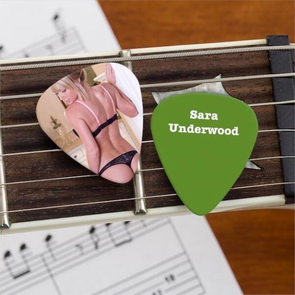 Sara Jean Underwood Official Limited Edition Guitar Pick Playboy Model Picture 1