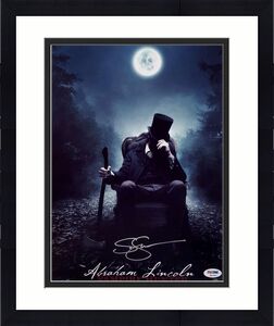 Seth Grahame Smith signed Abraham Lincoln Vampire Hunter 11x14 Photo PSA/DNA COA