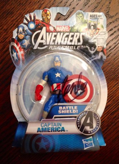 Stan Lee Signed Marvel Avengers Captain America Toy Figure W/ Stan Lee Hologram