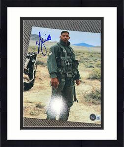 WILL SMITH SIGNED AUTOGRAPH 8x10 PHOTO INDEPENDENCE DAY BECKETT BAS AUTO COA D