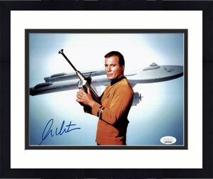 William Shatner Star Trek Signed Autographed 8x10 Photo JSA Authenticated 6